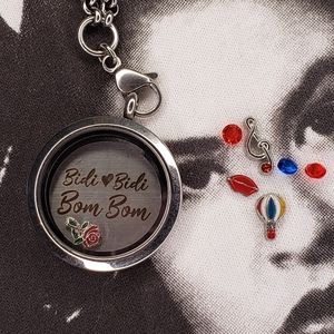 Selena Quintanilla floating locket necklace